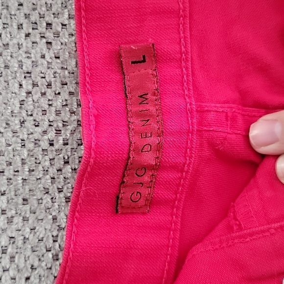 High rise shorts - Picture 2 of 3